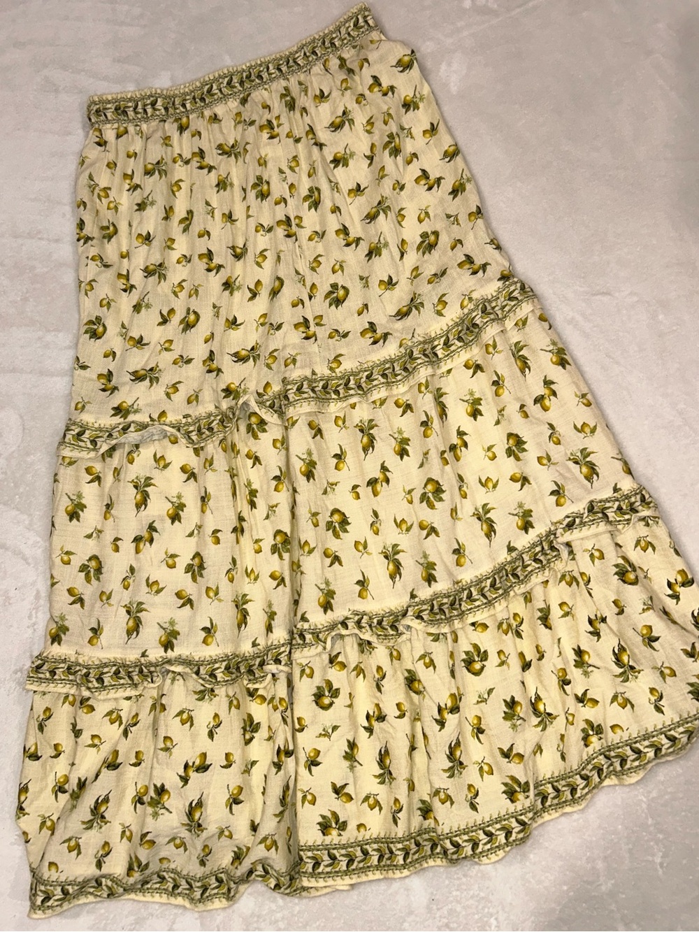 Max Studio skirt lemon & leaf print midi tiered women’s large yellow green cream